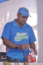 Virender Sehwag launches rasna in Mumbai on 10th March 2012 (62).JPG